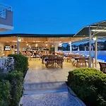 Hotel Oezguerhan 3*