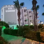 Oezguerhan 3* Side